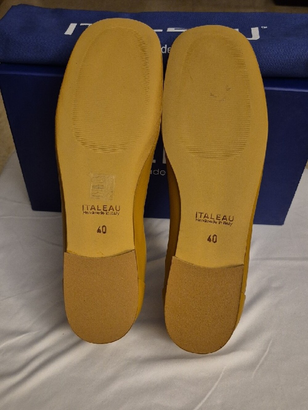 ITALEAU Women's Mustard Leather Ballet Flats - Picture 6 of 9